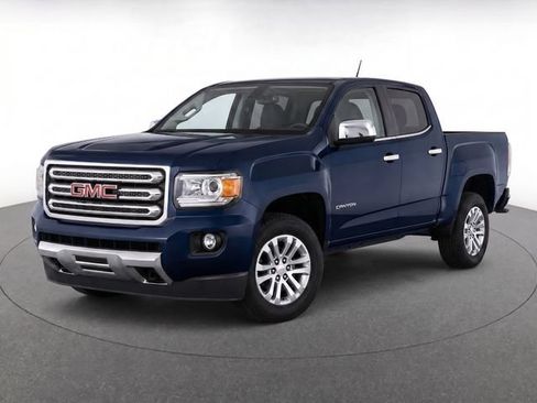Used 2020 GMC Canyon SLT w/ Driver Alert Package RWD image 3