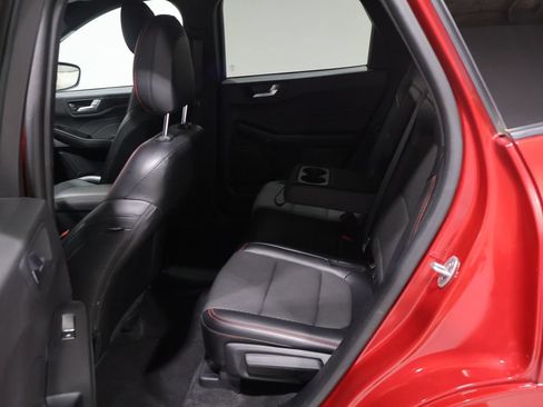 Used 2024 Ford Escape ST-Line AWD/4WD image 16