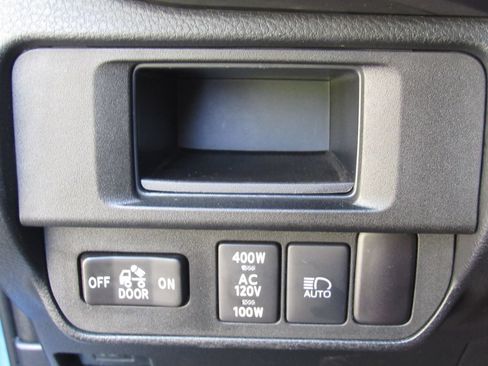 Certified 2018 Toyota Tacoma TRD Pro AWD/4WD image 33