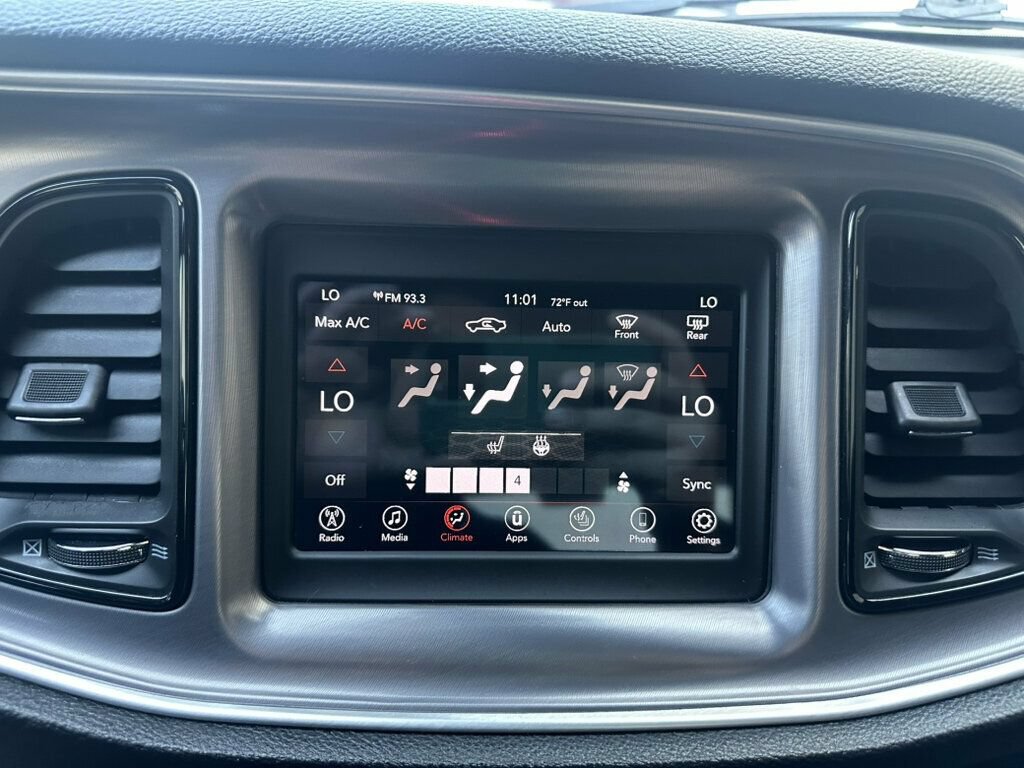 Used 2019 Dodge Challenger R/T w/ Driver Convenience Group RWD image 12