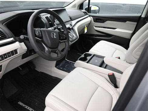 New 2026 Honda Odyssey EX-L image 9