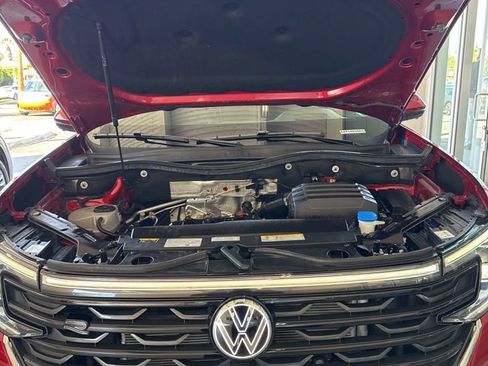 Certified 2024 Volkswagen Atlas SEL Premium R-Line AWD/4WD image 21
