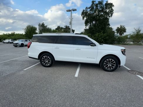 Used 2025 Ford Expedition Max Platinum AWD/4WD image 9