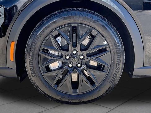 Used 2025 Ford Mustang Mach-E Select w/ Comfort Package Lite RWD image 9
