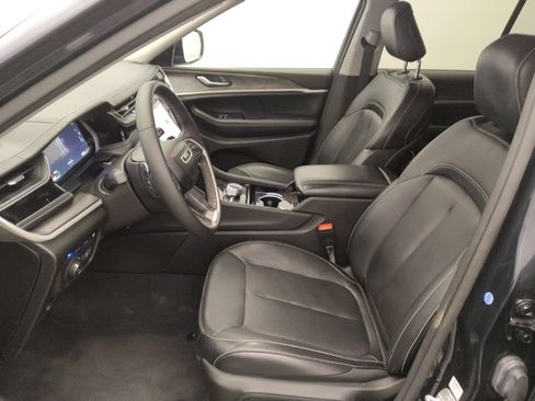Used 2022 Jeep Grand Cherokee Limited 4xe AWD/4WD image 17