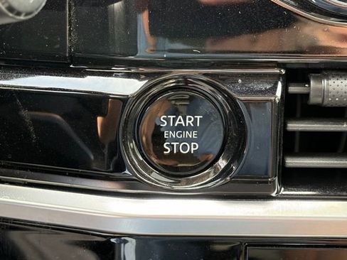 Used 2025 Nissan Pathfinder Platinum w/ Cargo Package image 20