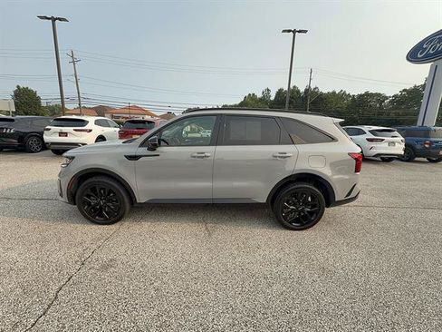 Used 2022 Kia Sorento SX AWD/4WD image 2