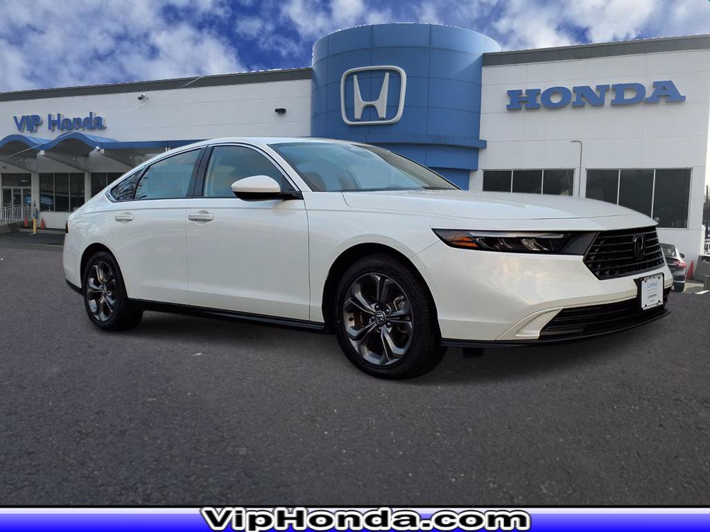 Used 2024 Honda Accord EX image 1