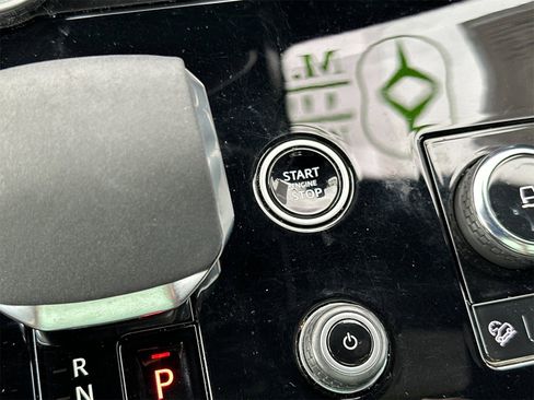 Used 2023 Land Rover Range Rover Sport SE Dynamic image 24