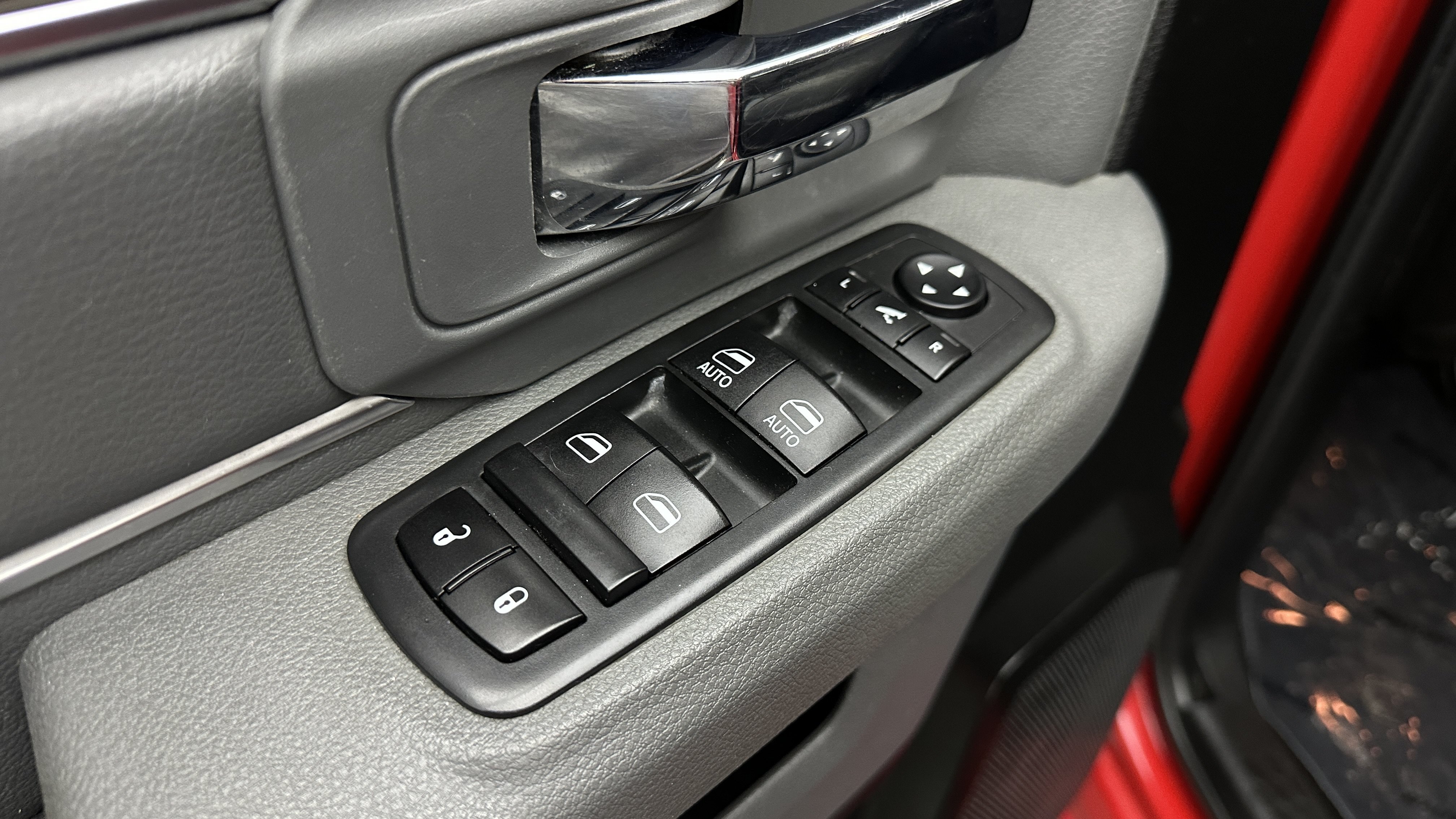 Used 2019 RAM 1500 Big Horn AWD/4WD image 13
