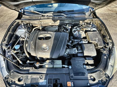 Used 2015 MAZDA MAZDA3 i Grand Touring image 18