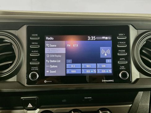 Used 2022 Toyota Tacoma SR w/ SR Convenience Package RWD image 19
