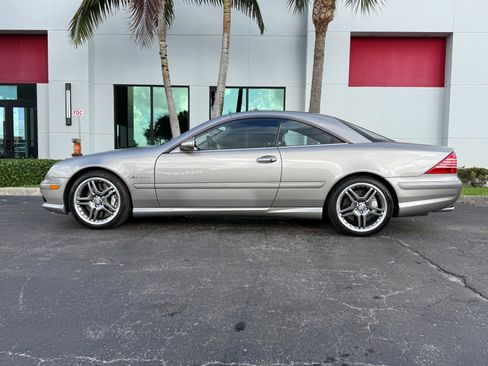 Used 2005 Mercedes-Benz CL 65 AMG image 11
