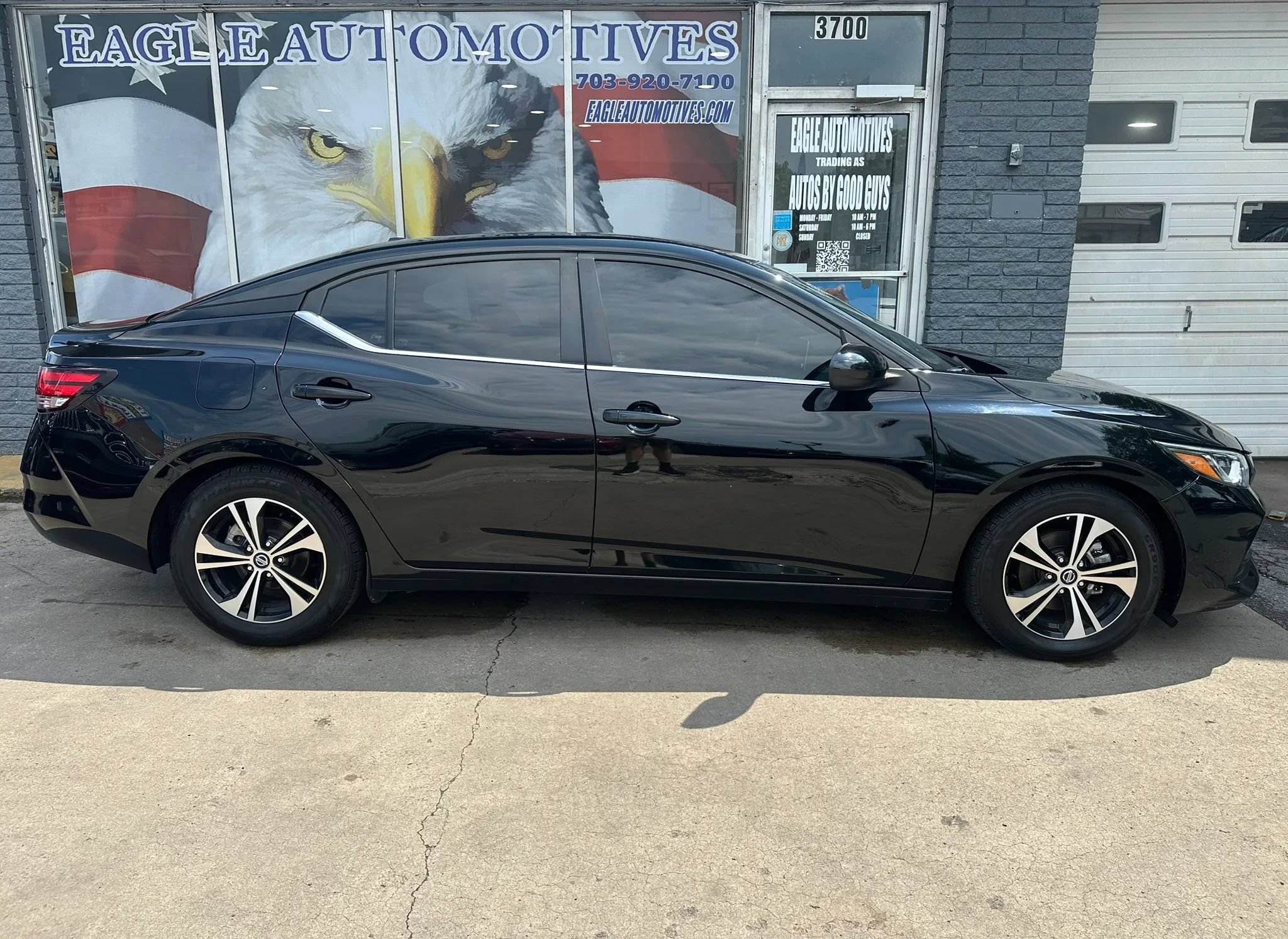 Used 2023 Nissan Sentra SV FWD image 2