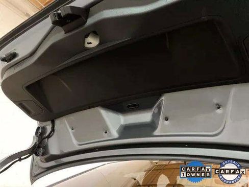 Used 2025 Volkswagen Jetta Sport image 8