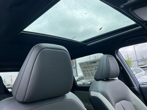 New 2025 Subaru Forester Limited image 17