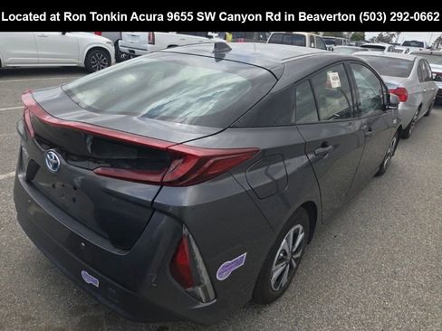 Used 2019 Toyota Prius Prime Advanced FWD image 3