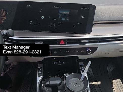 Used 2024 Kia Sorento S w/ Panoramic Sunroof Package FWD image 7