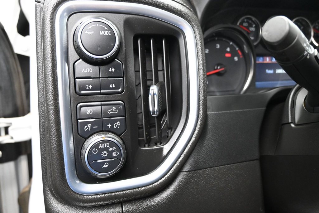 Used 2022 Chevrolet Silverado 2500 LTZ w/ Safety Package AWD/4WD image 11