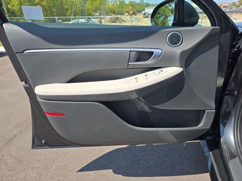 Certified 2025 Hyundai Sonata SEL image 13
