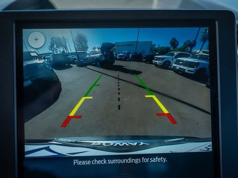 Used 2024 Ford Edge Titanium image 24