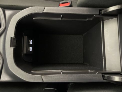 Certified 2025 Toyota RAV4 XLE FWD image 23
