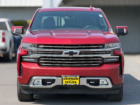 Used 2019 Chevrolet Silverado 1500 High Country w/ Technology Package AWD/4WD image 15