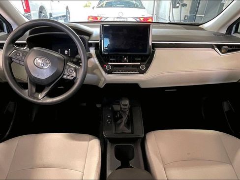 Used 2026 Toyota Corolla Cross L FWD image 6