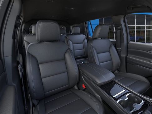 New 2026 Chevrolet Traverse LT image 16