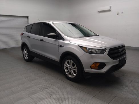 Used 2019 Ford Escape S image 13