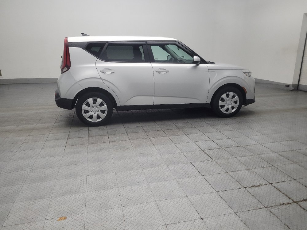 Used 2021 Kia Soul LX FWD image 10