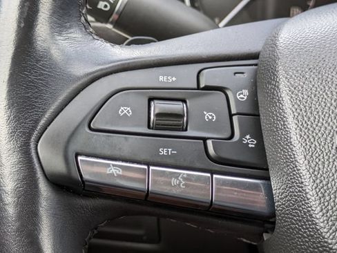 Used 2023 Cadillac XT4 Premium Luxury w/ Enhanced Visibility Package FWD image 29