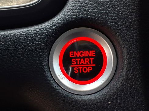 Used 2020 Honda CR-V Touring image 37