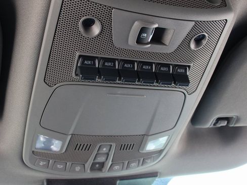 Used 2021 Ford F250 Lariat image 28