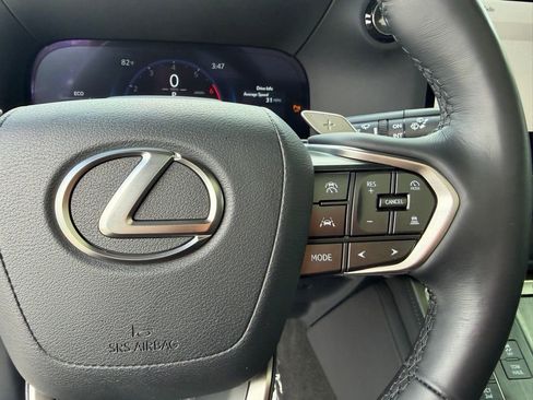 Used 2024 Lexus GX 550 w/ Cold Area Package image 20