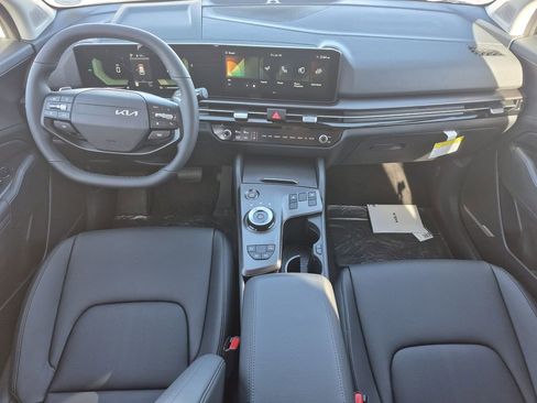 New 2026 Kia Sportage EX image 13