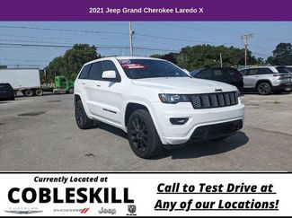 Used 2021 Jeep Grand Cherokee Laredo X image 1