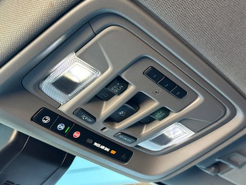 Used 2020 GMC Sierra 1500 Denali w/ Denali Ultimate Package image 23