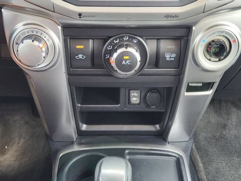 Used 2015 Toyota 4Runner SR5 RWD image 19