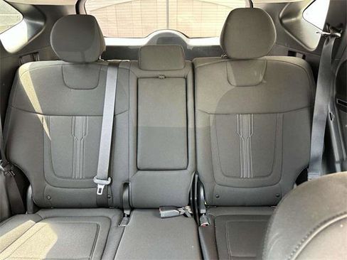 Used 2022 Hyundai Tucson SEL w/ Convenience Package image 11