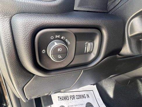 Used 2024 RAM 2500 Big Horn w/ Safety Group image 14