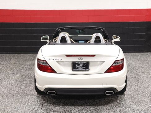 Used 2014 Mercedes-Benz SLK 250 image 38