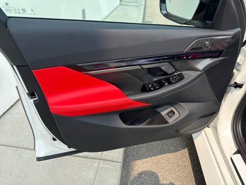 New 2026 BMW M5 w/ Executive Package image 13