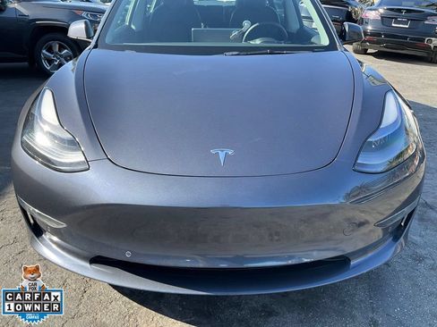 Used 2022 Tesla Model 3 Long Range AWD/4WD image 99