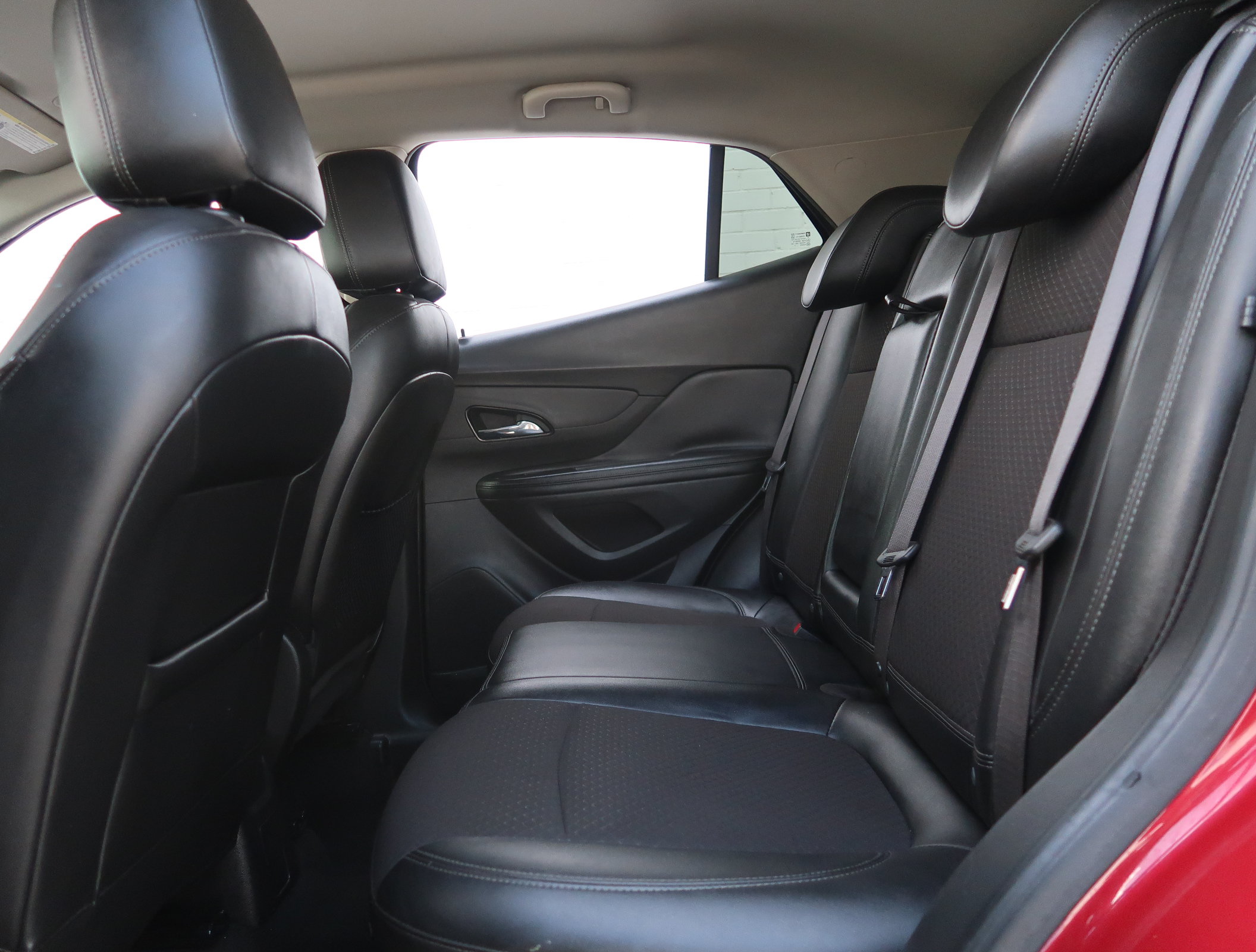 Used 2018 Buick Encore Preferred FWD image 33