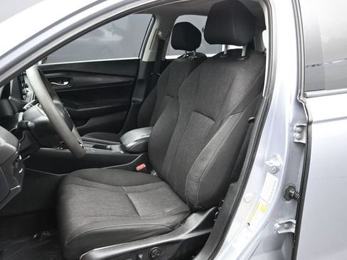 Used 2023 Honda Accord EX image 5
