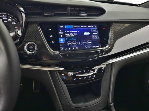 Used 2024 Cadillac XT6 Sport w/ Technology Package AWD/4WD image 30