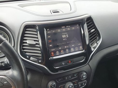 Used 2020 Jeep Cherokee Limited AWD/4WD image 23