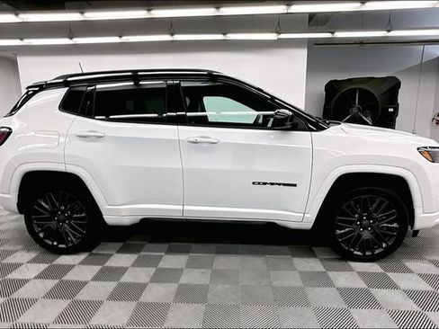 Used 2023 Jeep Compass High Altitude AWD/4WD image 15
