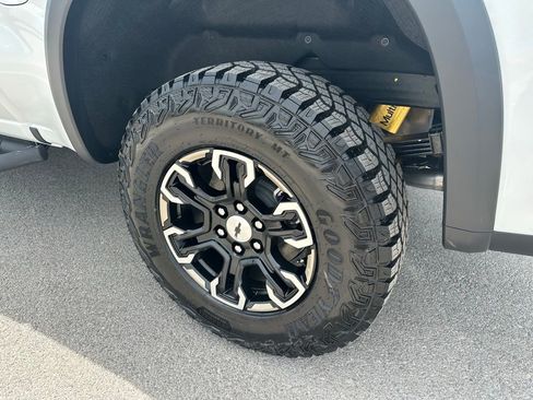 New 2026 Chevrolet Silverado 1500 ZR2 AWD/4WD image 7